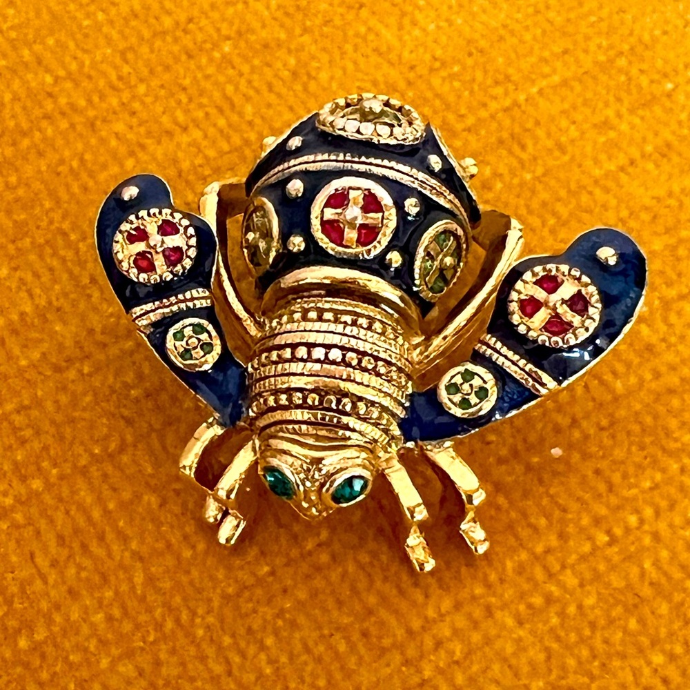 Rare Joan Rivers Brooch